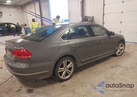 2014 Volkswagen Passat 2.0L Tdi Sel Premium from USA, damaged, VIN 1VWCN7A31EC087572